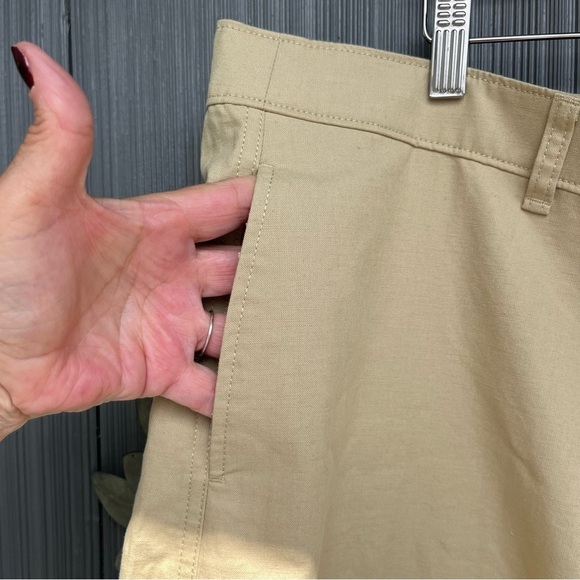 J. Crew Barrel Leg Khaki Pants Plus Size 37 - Picture 4 of 11